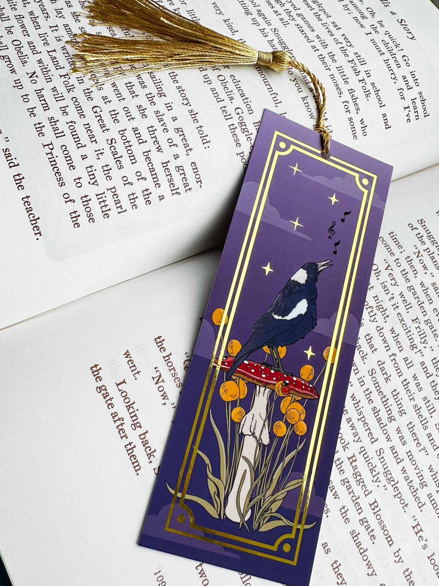 SINGING MAGPIE BOOKMARK